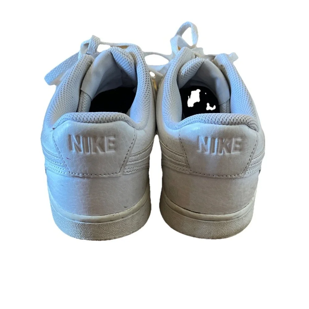 Nikes US‎ Size 10 Men's White Sneakers CD5434